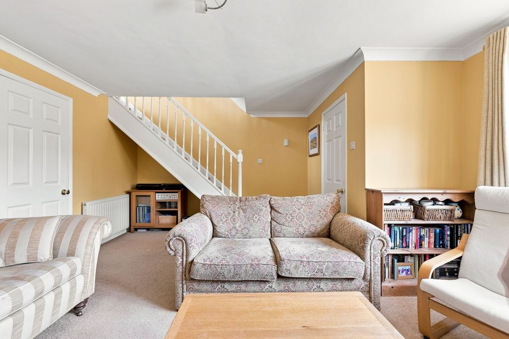 Property photo 2 of 33