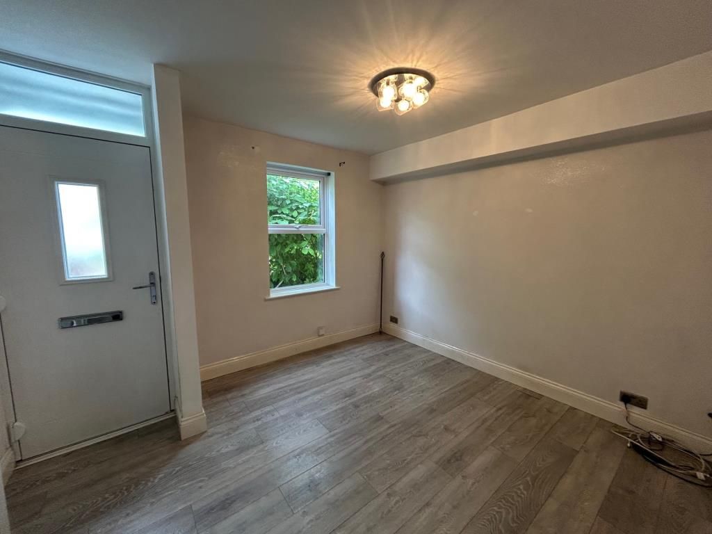 Property photo 2 of 9 2