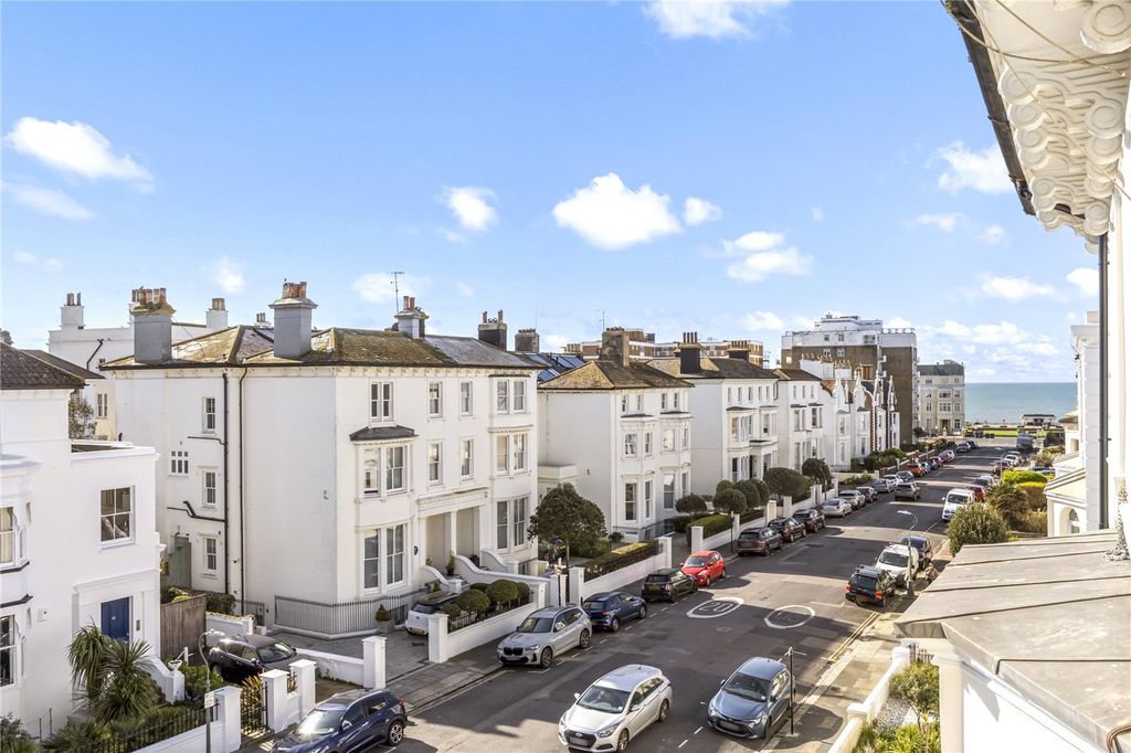 Additional image 11 of 2 bed flat to rentMedina Villas, Hove, East Sussex BN3