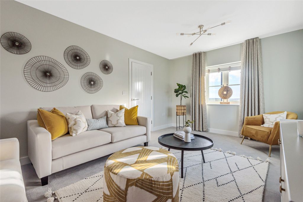 Property photo 3 of 9 Show Home Ex