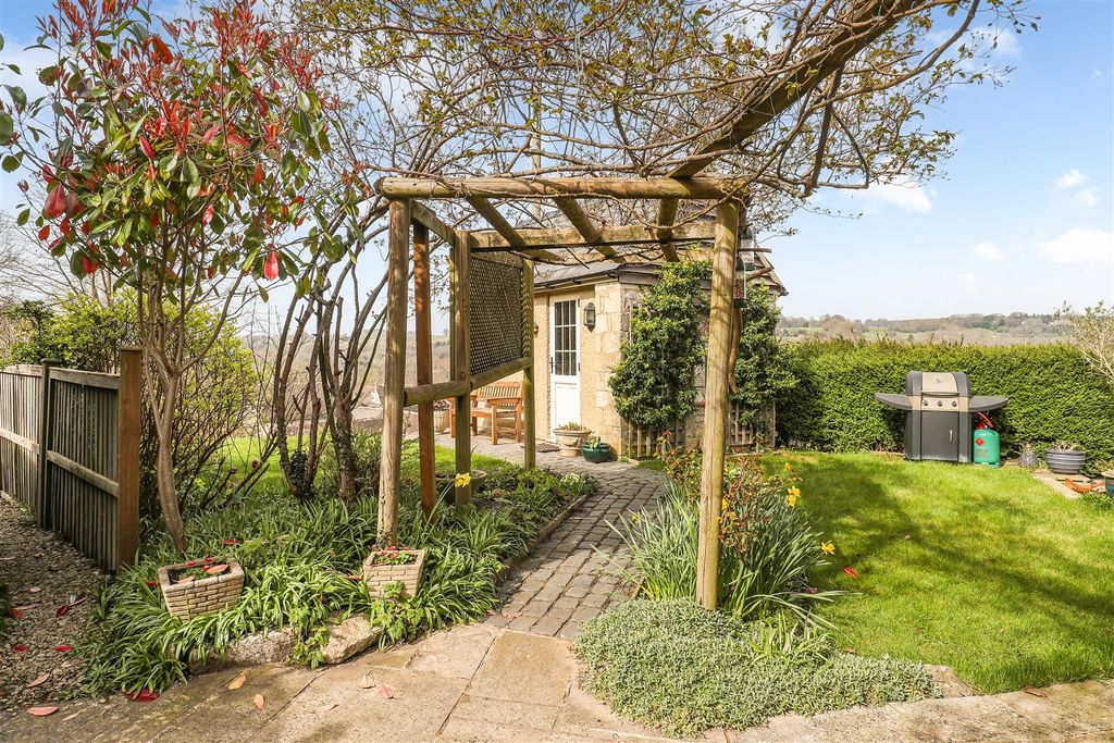 Property photo 2 of 40 Ph13_6470295.Jpg