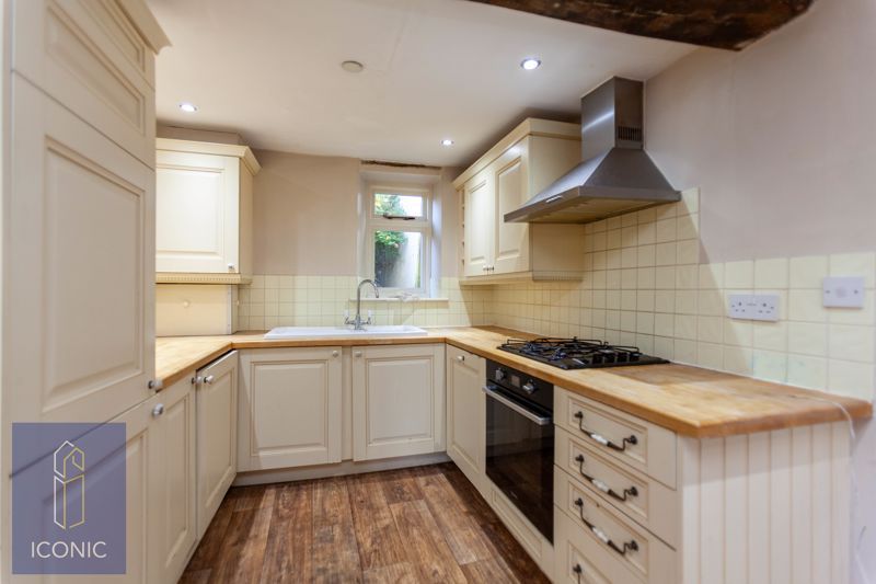 Property photo 3 of 12 Photo 2