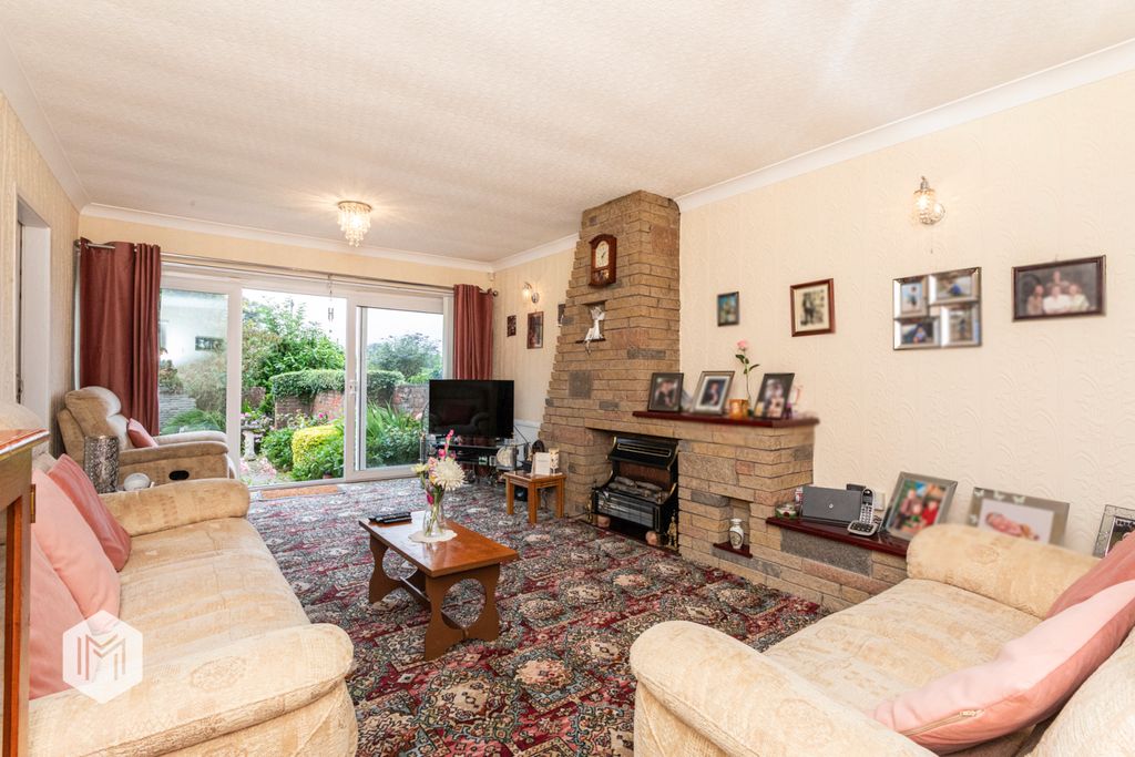 Property photo 2 of 21 Picture No. 04