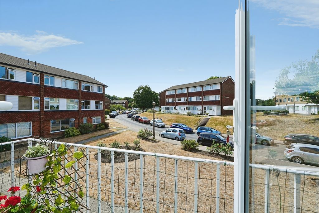 Property photo 2 of 19 Pbox-Img.Jpg