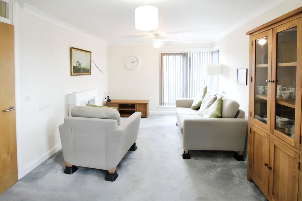 Property photo 3 of 24 6B7Dec9E-0639B8273E949c9236F319F617038F9A3c8Ecfd1_Thmb_lg