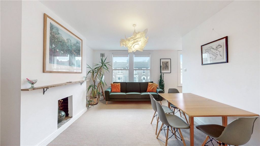 Property photo 3 of 15 Picture No. 14