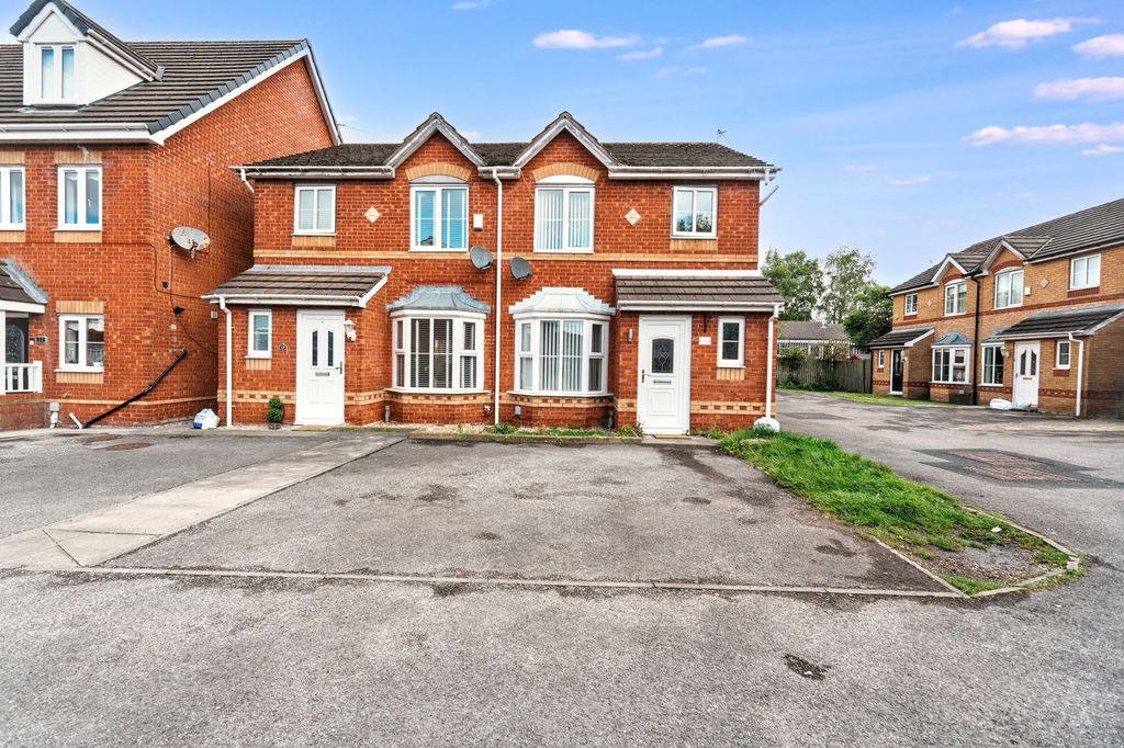 Property photo 1 of 19