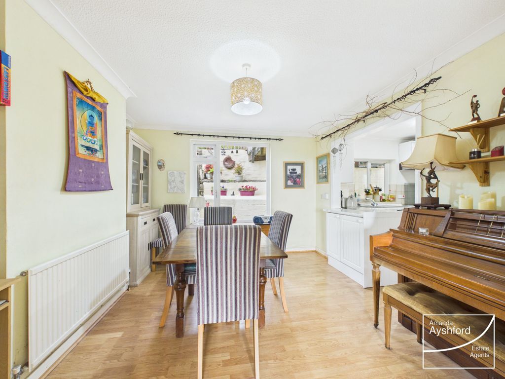 Property photo 3 of 26