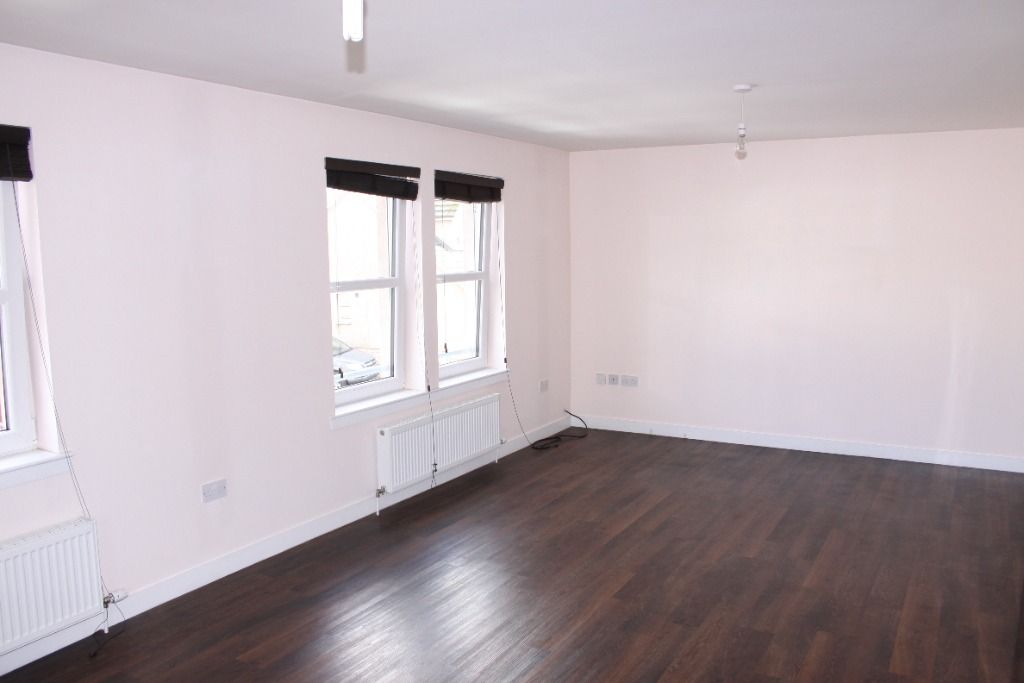 Property photo 2 of 7 Photo 2