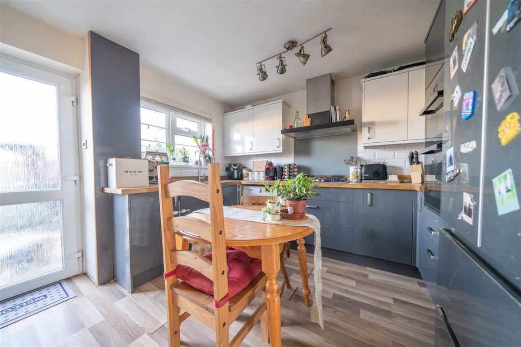 Property photo 2 of 14 Dsc02016.Jpg