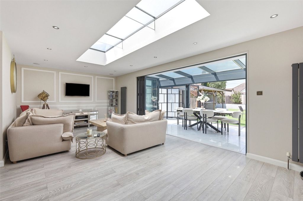 Property photo 1 of 29 Picture No. 07