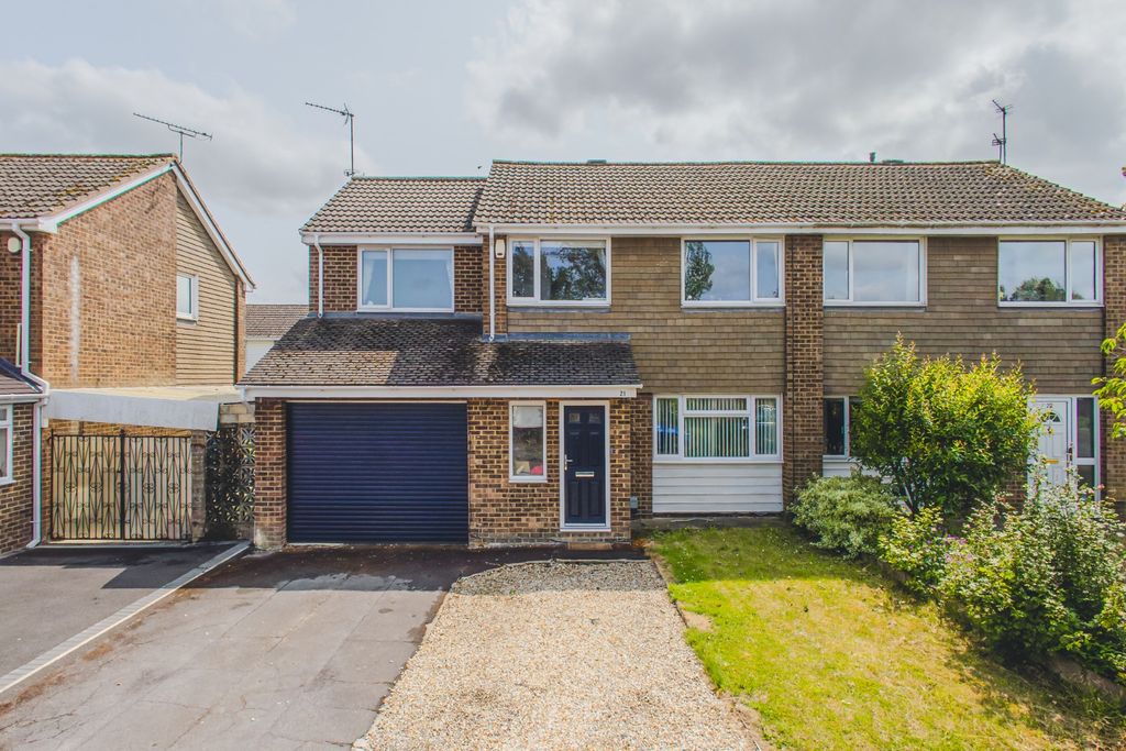 Property photo 1 of 39 4221491