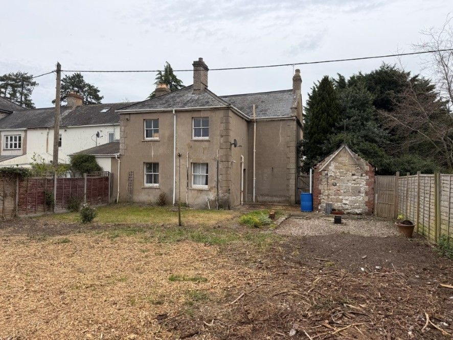 Property photo 2 of 26