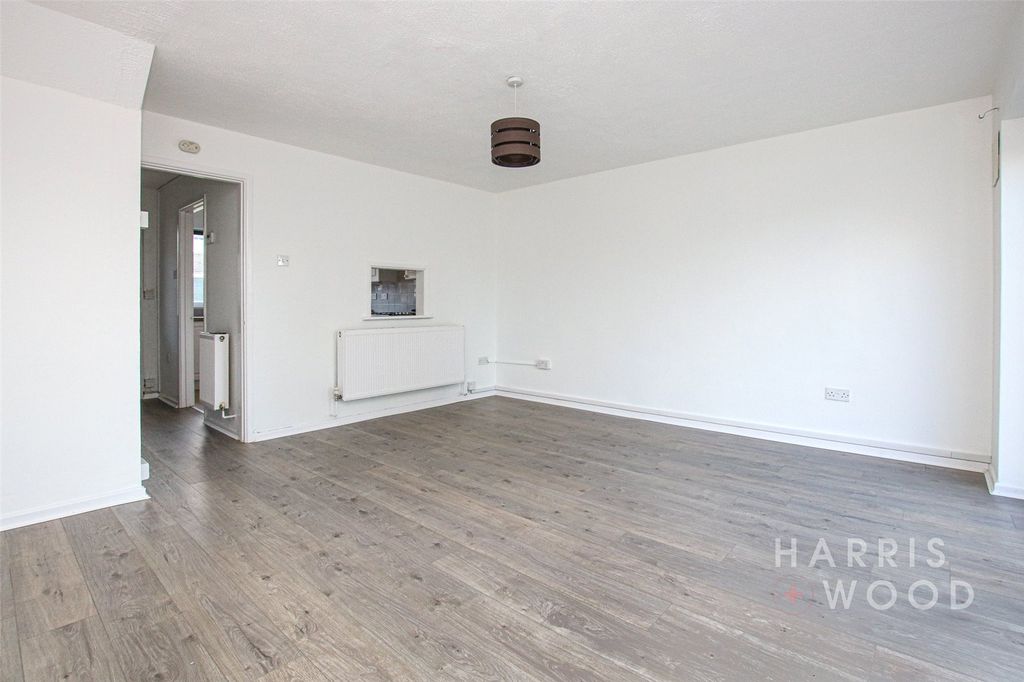 Property photo 3 of 13 Picture No. 02