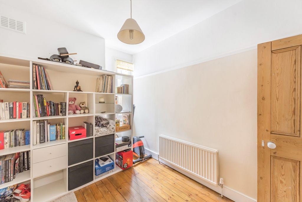 Property photo 3 of 8 655836 (2)