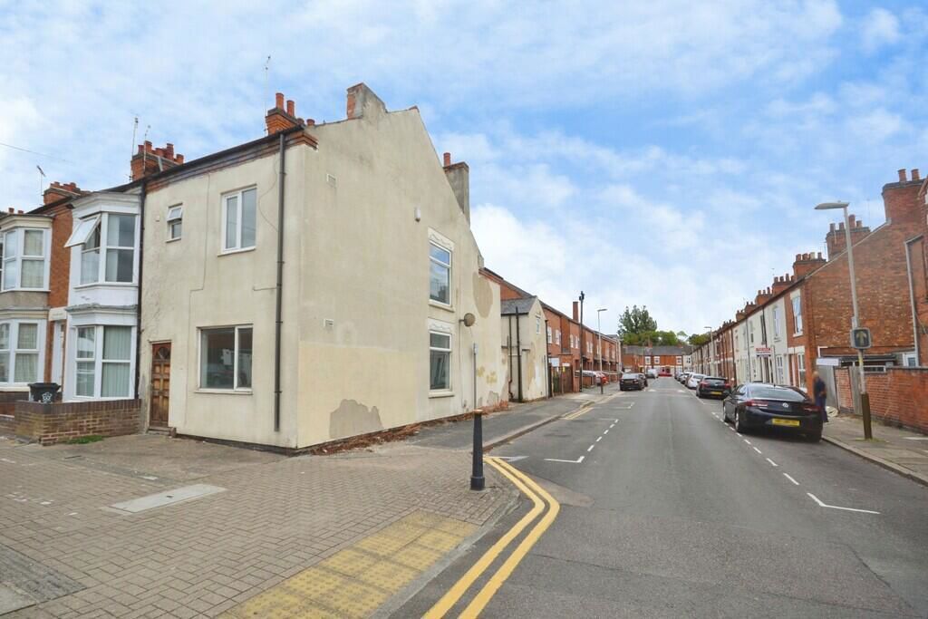 Property photo 1 of 24
