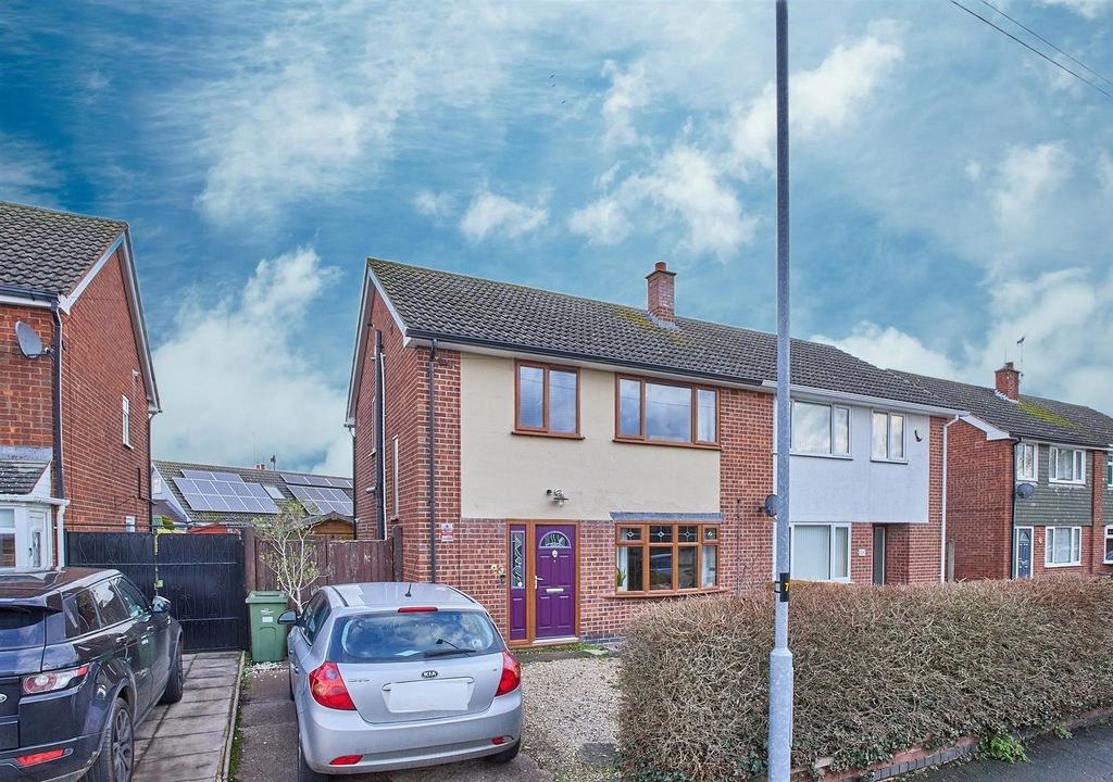 Property photo 1 of 16 Front.Jpg