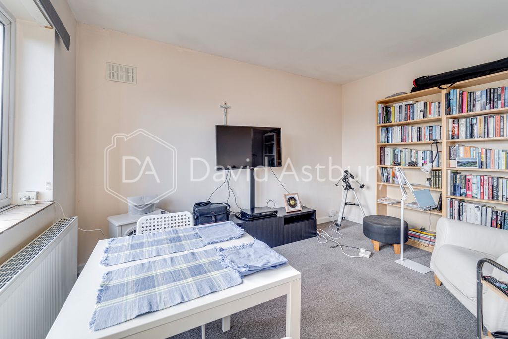 Property photo 3 of 10 Ndb07090_Enfused-Edit