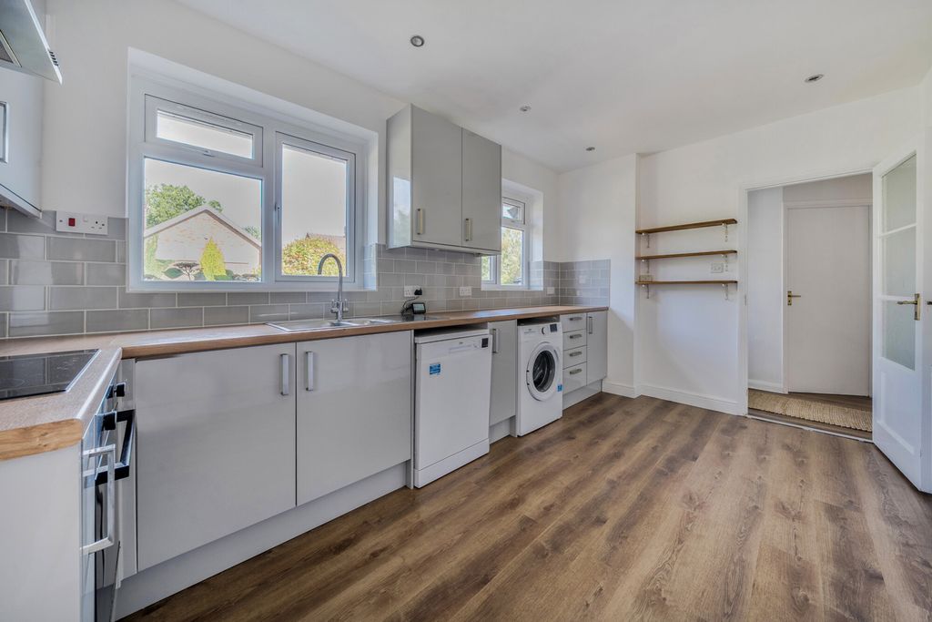 Property photo 3 of 21 17-1345525-20-68A...