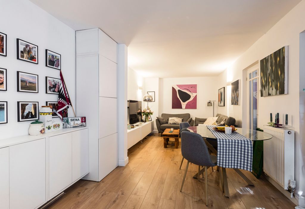 Property photo 3 of 16