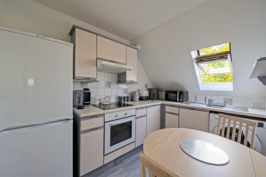 Property photo 3 of 9 Dsc00943-Hdr.Jpg