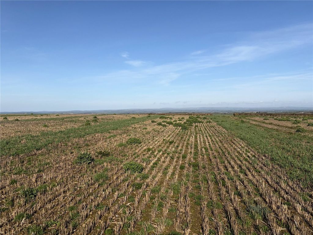 Property photo 1 of 8 Picture No. 02