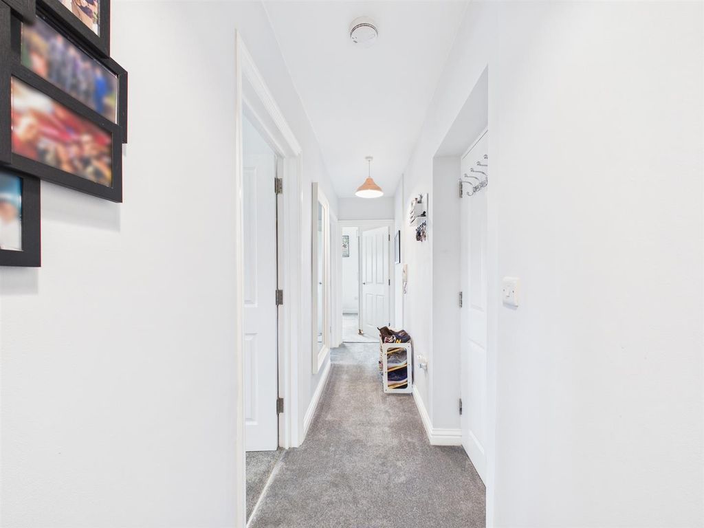 Additional image 6 of 2 bed flat for saleDowns Road, Coulsdon CR5