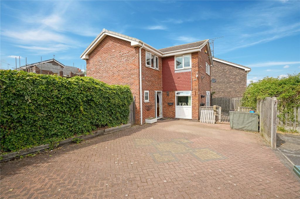 Property photo 1 of 18 Picture No. 15