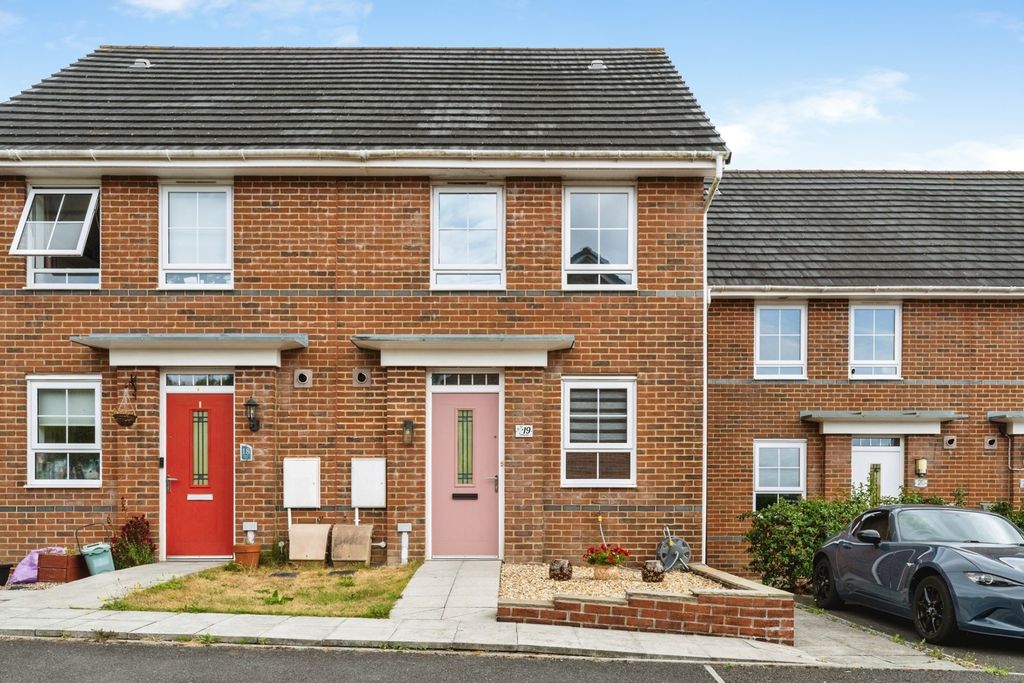 Property photo 1 of 24 Pbox-Img.Jpg