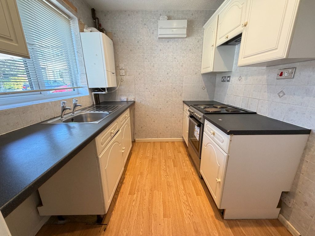 Property photo 3 of 9 5276352