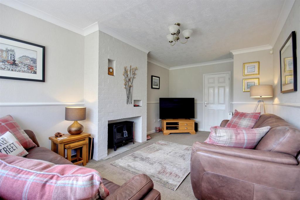 Property photo 2 of 18 Bg (6).Jpg