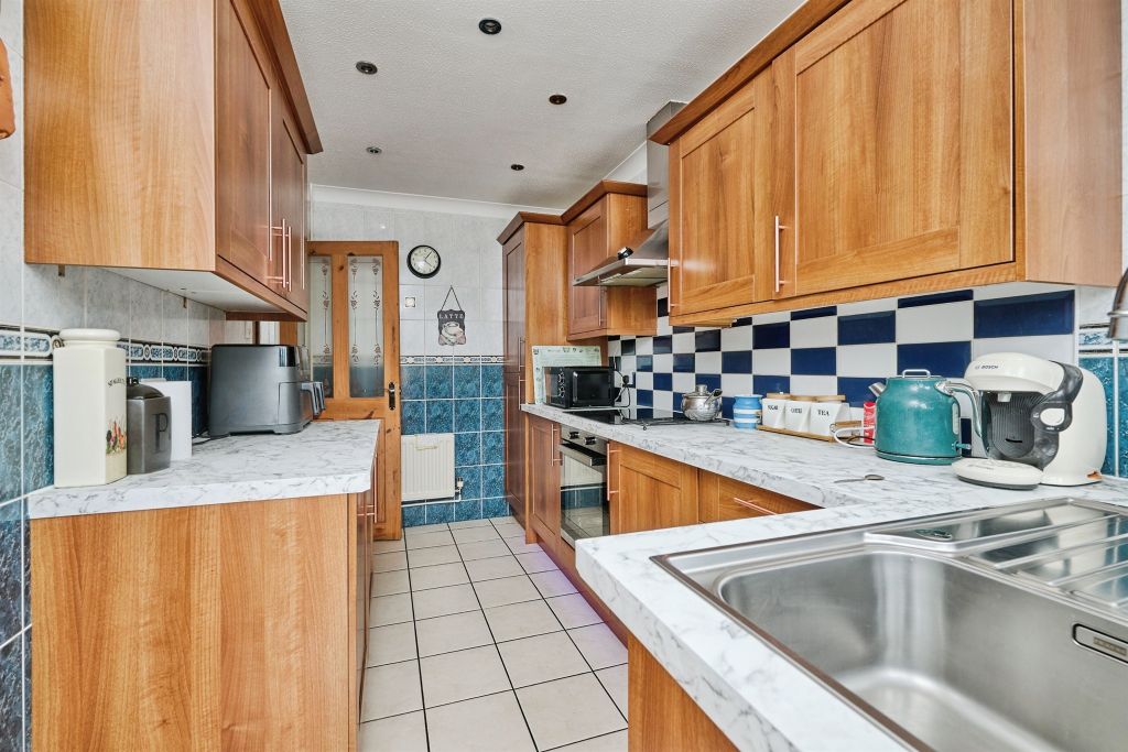 Property photo 3 of 15