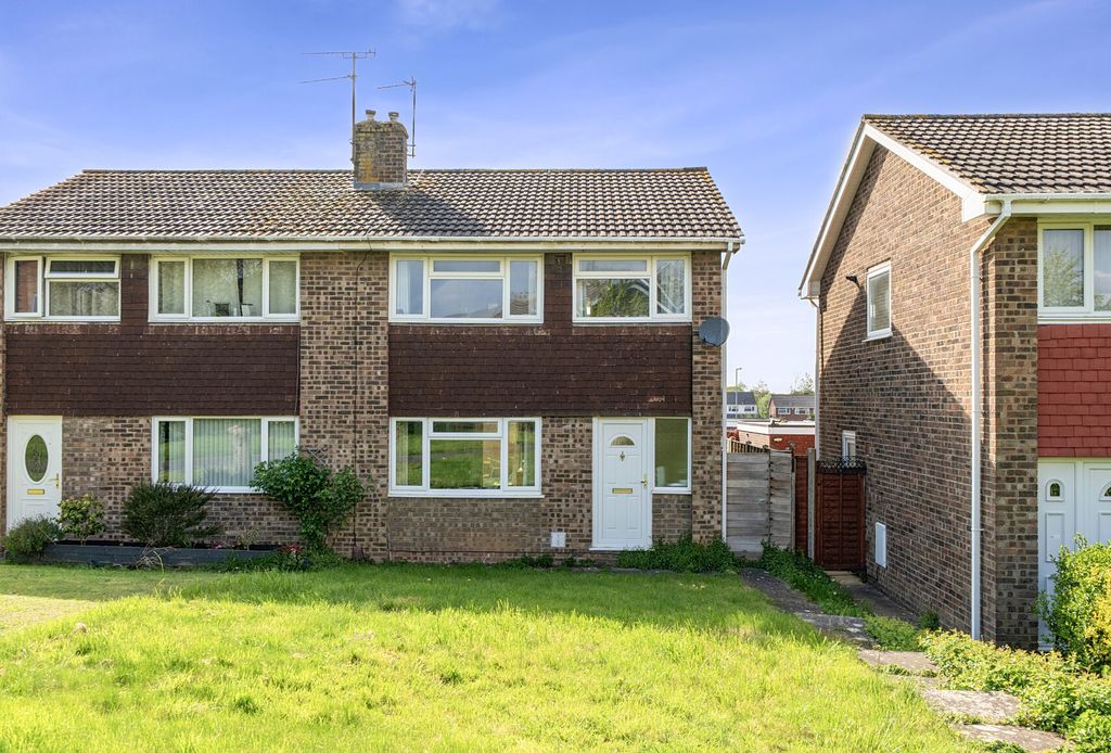 Property photo 1 of 20 Merlin Way