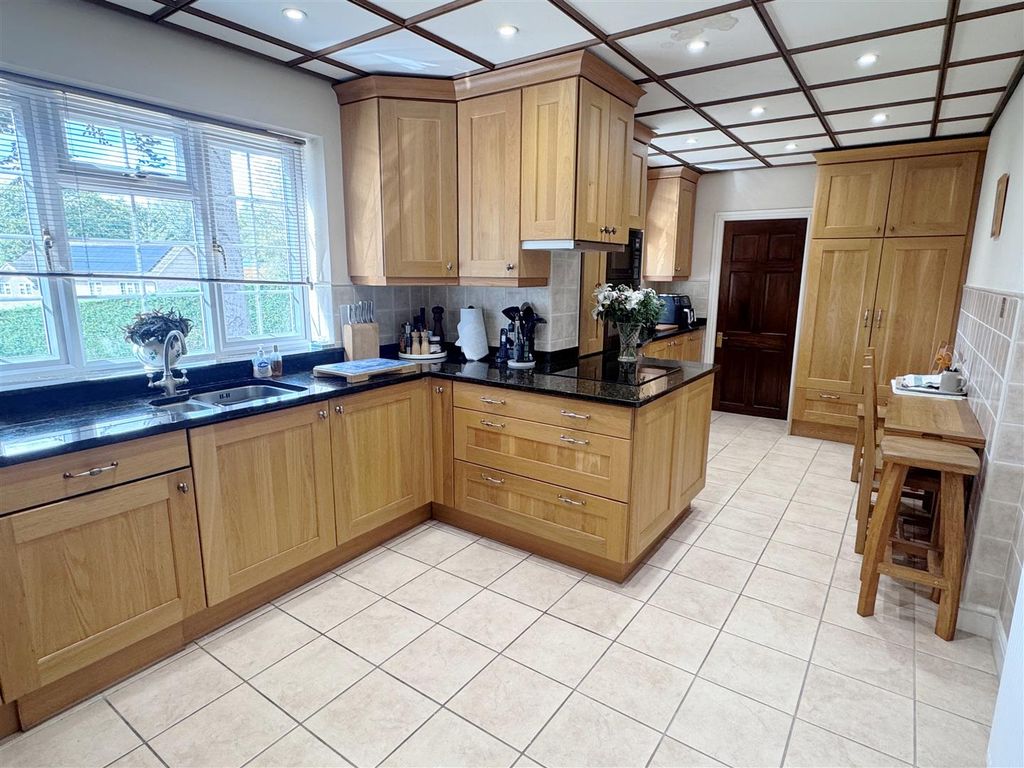 Property photo 3 of 38 Kitch 1.Jpg