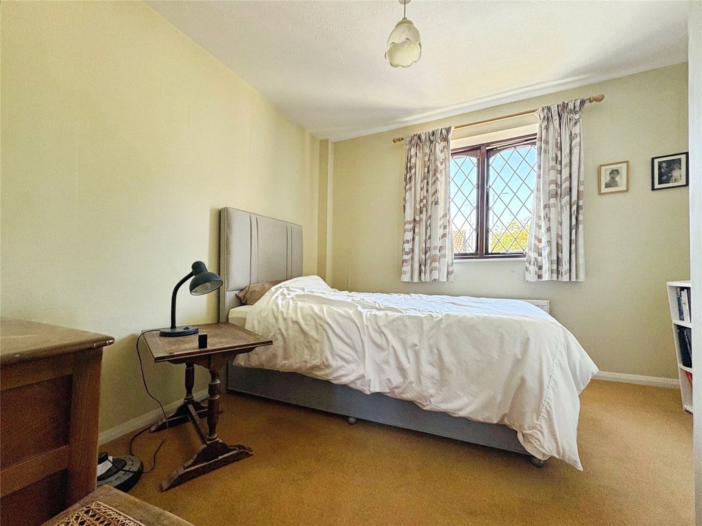 Property photo 3 of 8 Picture No. 04