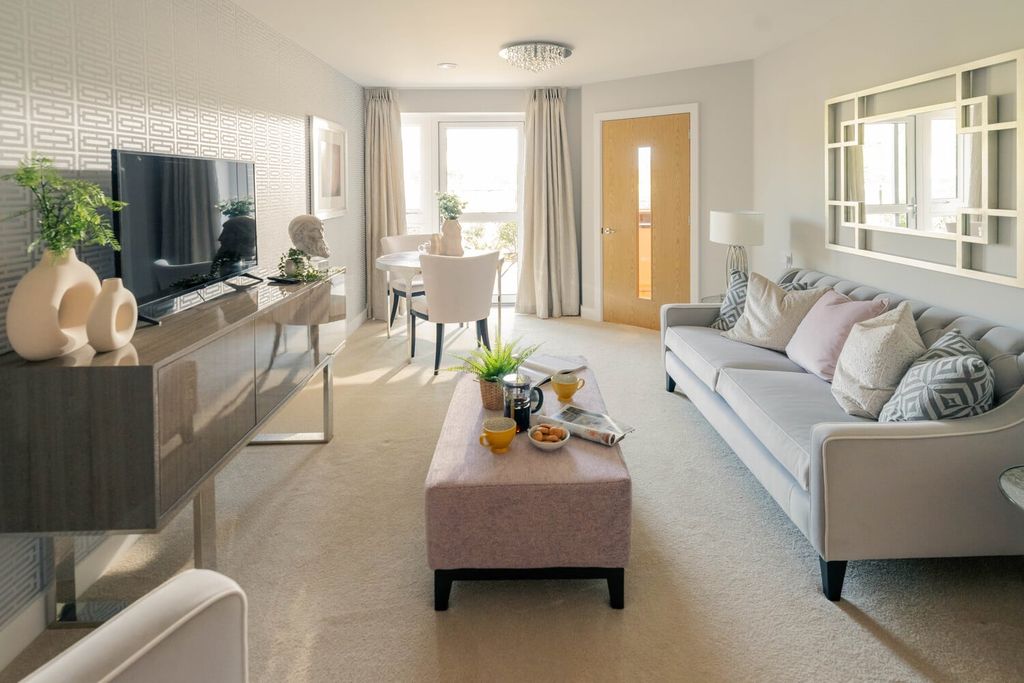Property photo 2 of 14 Show Home Living Room