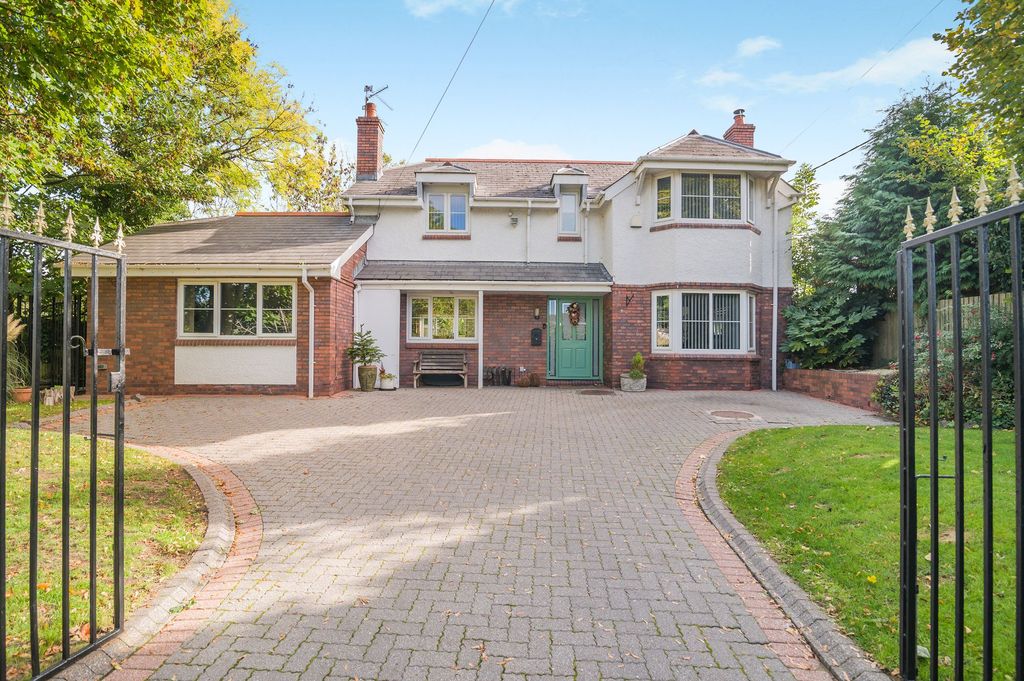 Property photo 1 of 24