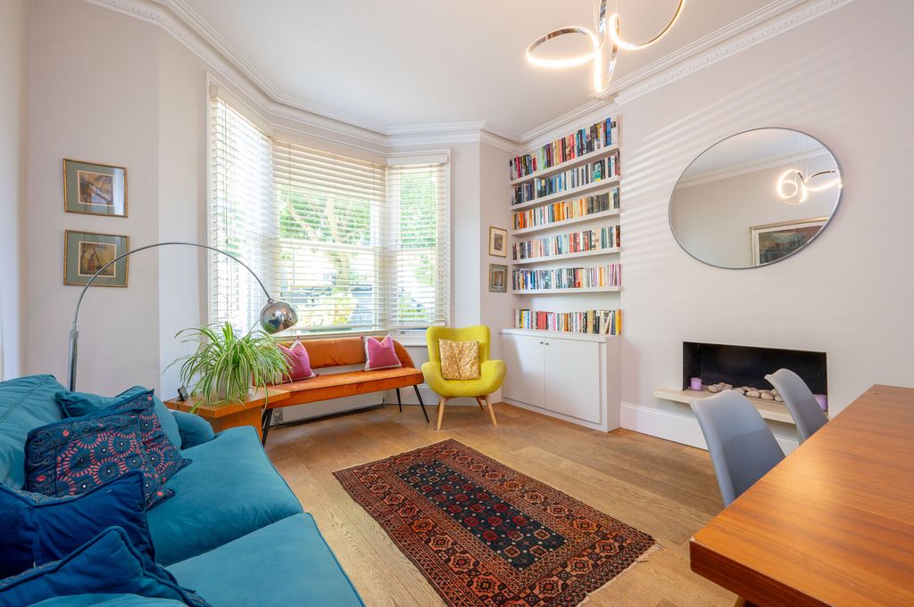 Property photo 1 of 13