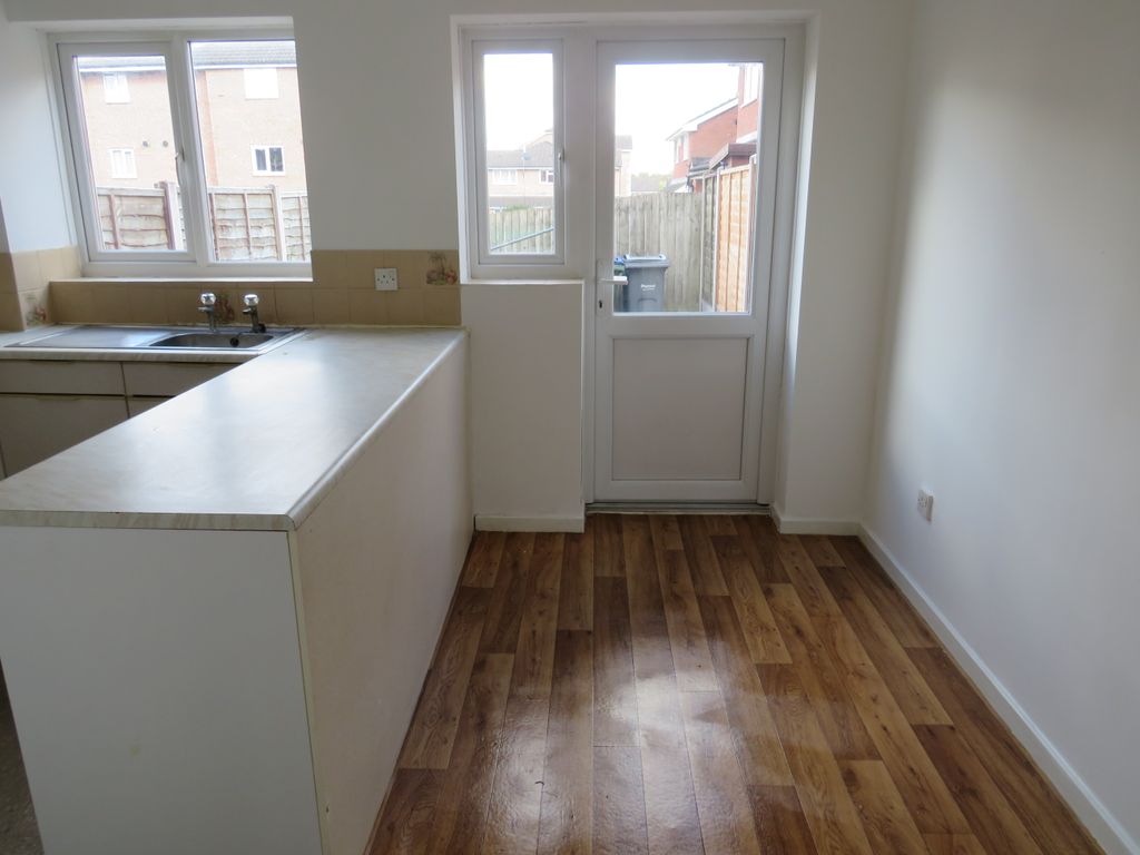 Property photo 3 of 11 Dining Room