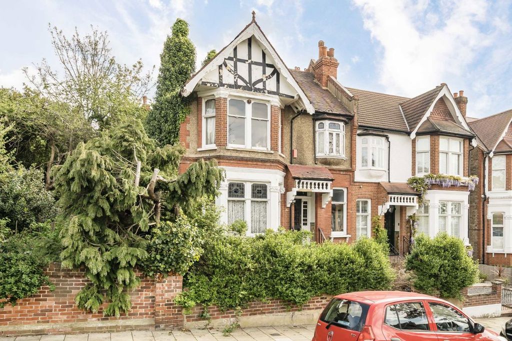 Property photo 3 of 3