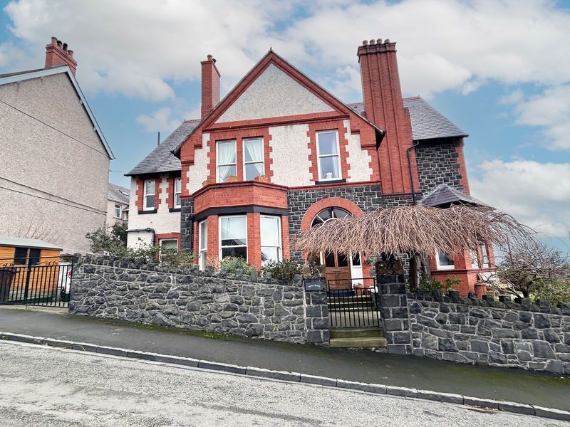 Property photo 2 of 37 Photo 36