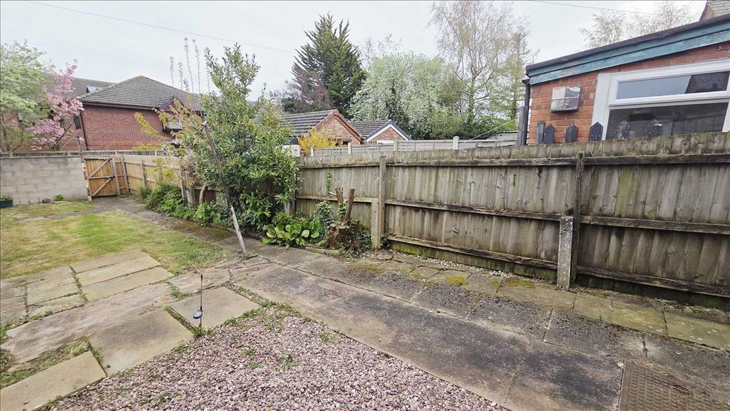 Property photo 2 of 21 Rear Garden