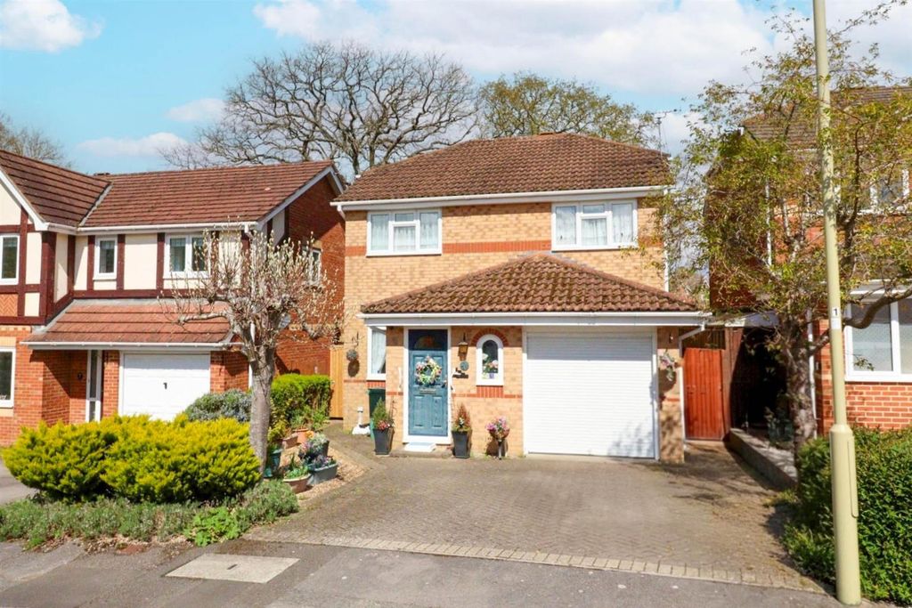 Property photo 1 of 16 Front