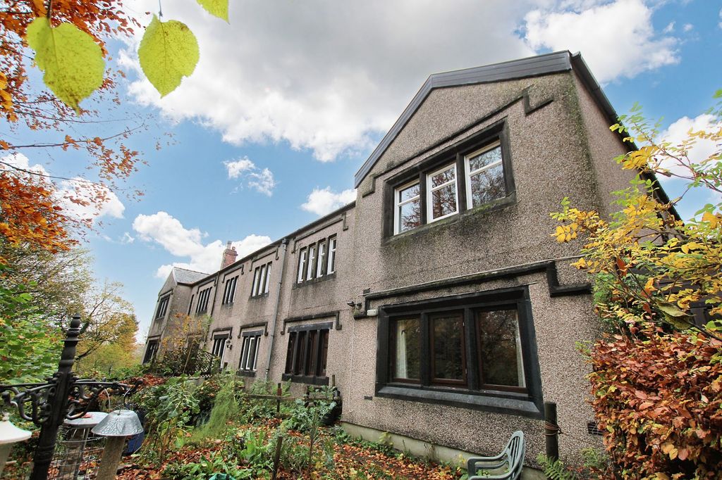 Property photo 1 of 31