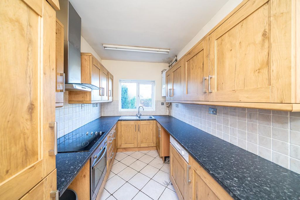 Property photo 3 of 17 Webbs-3.Jpg