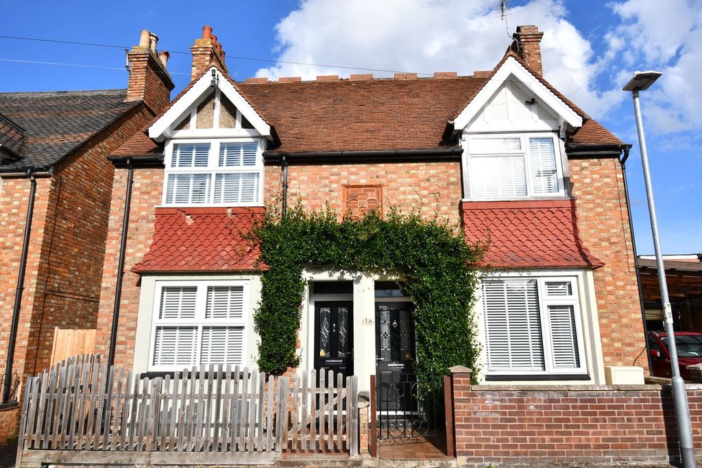 Property photo 1 of 24