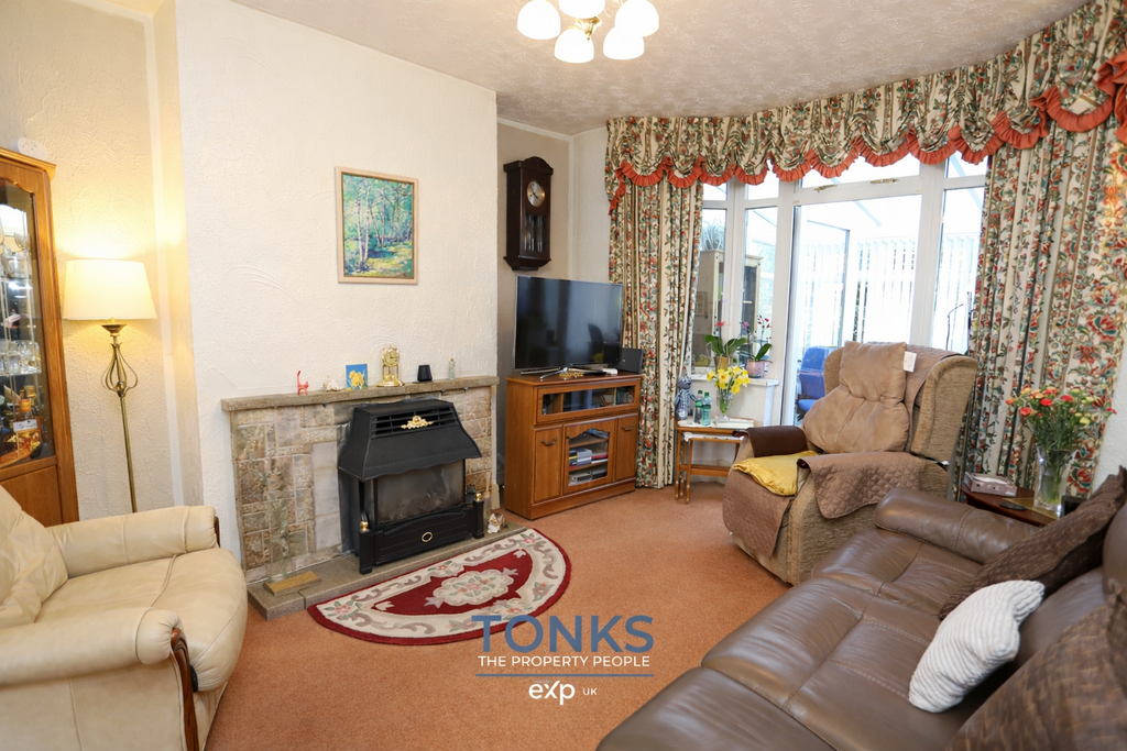 Property photo 3 of 26