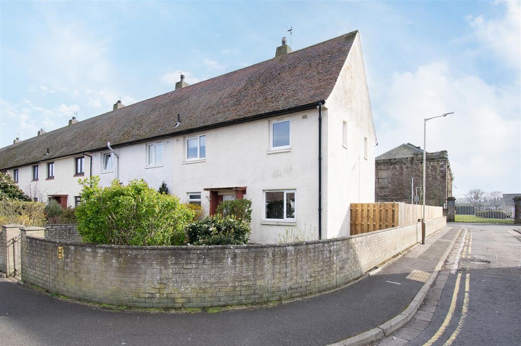 Property photo 2 of 38 Front Exterior (2).Jpg