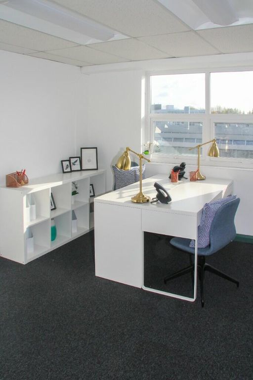 Property photo 2 of 45 Office 