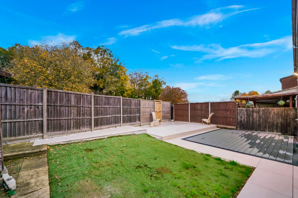 Property photo 3 of 23